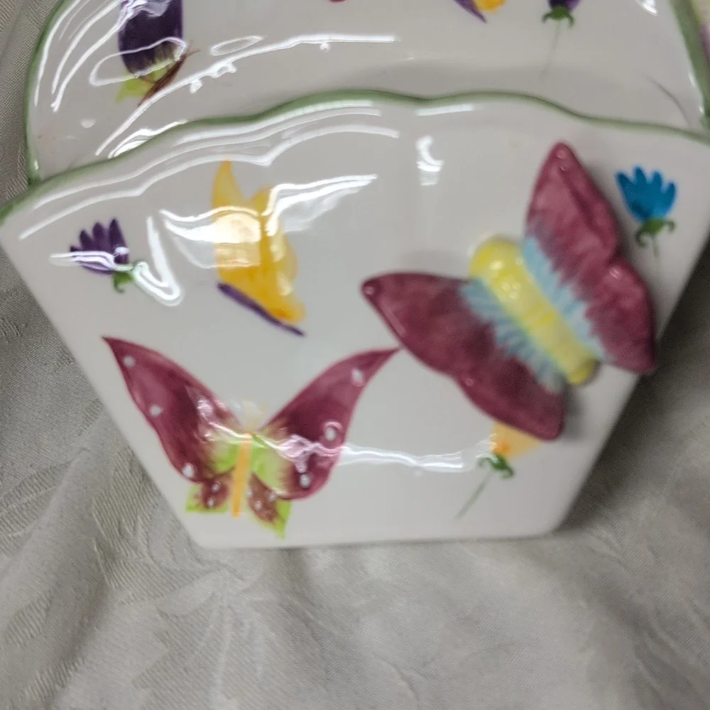 Spring Butterfly Mail Organizer